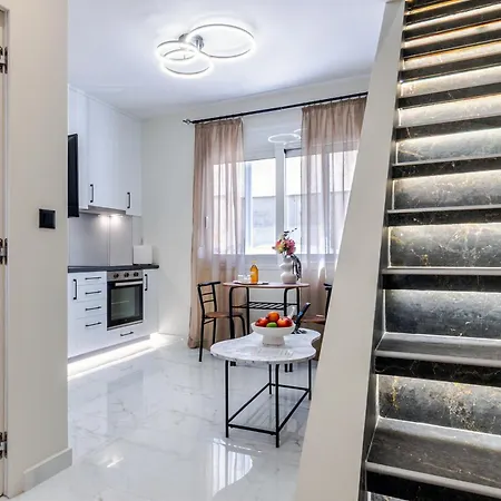 Peonia Modern Two-level Near Old Town Appartamento *