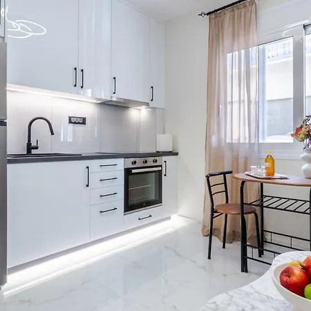 Peonia Modern Two-level Near Old Town Apartment