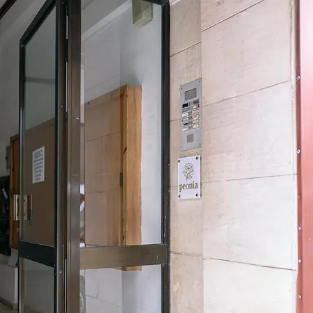 Peonia Modern Two-level Near Old Town Apartment Chania (Crete)